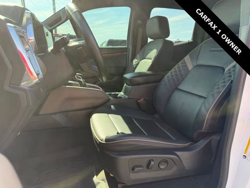 Used 2023 GMC Canyon Denali AWD/4WD image 17