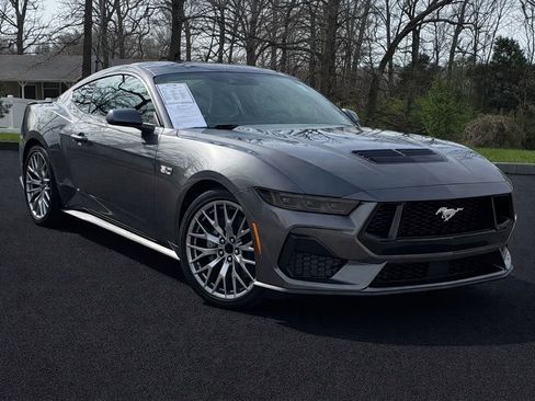 Used 2025 Ford Mustang GT Premium image 1