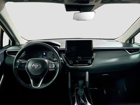 Used 2024 Toyota Corolla Cross LE FWD image 21