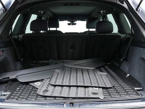 Used 2020 Audi Q7 3.0T Premium Plus w/ Premium Plus Package image 27