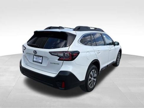 Used 2022 Subaru Outback Premium AWD/4WD image 2