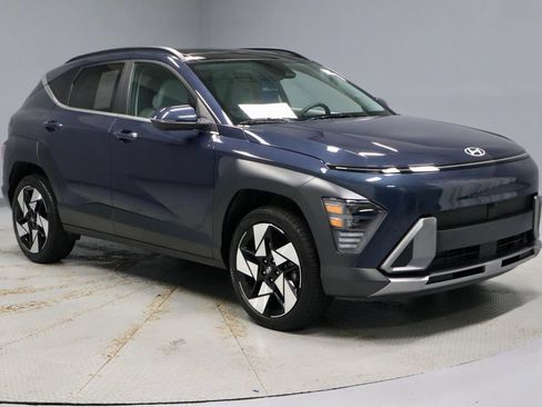 Used 2024 Hyundai Kona Limited AWD/4WD image 1