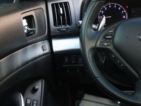 Used 2014 INFINITI Q60 Journey w/ Premium Package RWD image 25