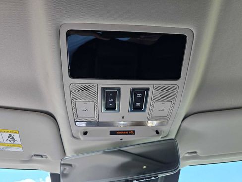 Used 2024 Land Rover Defender 110 S AWD/4WD image 32