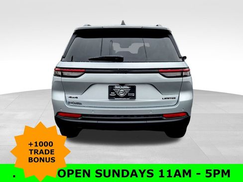 New 2025 Jeep Grand Cherokee Limited w/ Black Appearance Package image 6