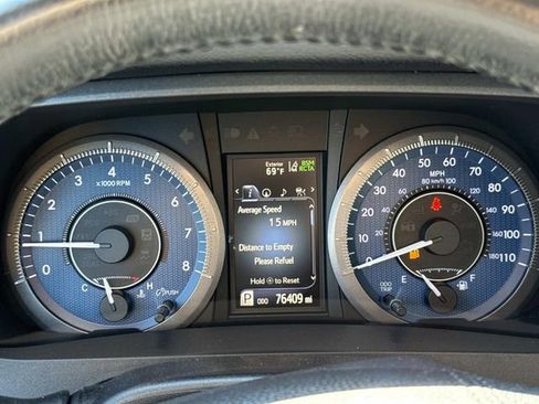 Used 2018 Toyota Sienna XLE w/ XLE Navigation Package FWD image 28