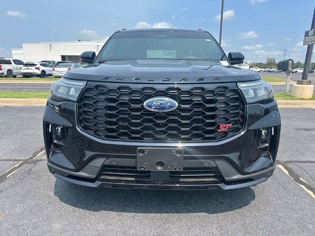 Certified 2026 Ford Explorer ST AWD/4WD image 2
