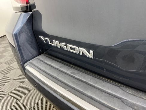 Used 2019 GMC Yukon Denali AWD/4WD image 3