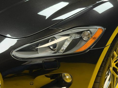 Used 2013 Maserati GranTurismo Convertible RWD image 7