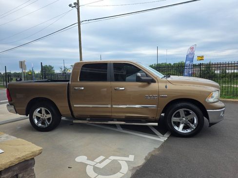 Used 2012 RAM 1500 Big Horn w/ Luxury Group RWD image 7
