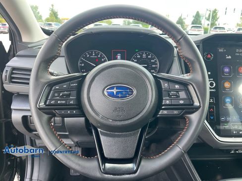 Used 2025 Subaru Crosstrek 2.5i Limited AWD/4WD image 12