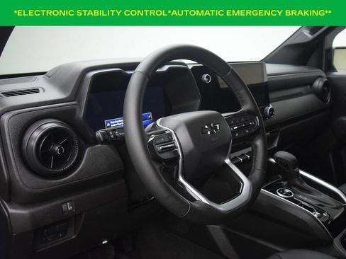 Used 2025 Chevrolet Colorado Trail Boss AWD/4WD image 16