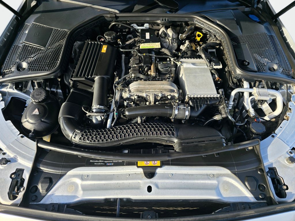 Used 2017 Mercedes-Benz C 300 4MATIC Sedan image 11