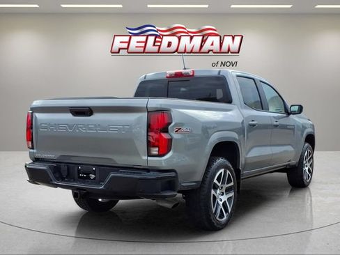 Used 2023 Chevrolet Colorado Z71 w/ Z71 Convenience Package 2 AWD/4WD image 6