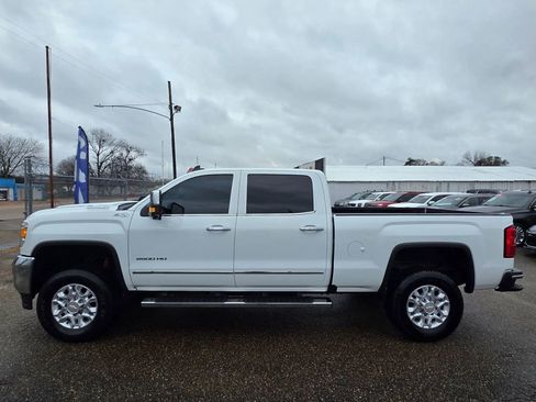 Used 2018 GMC Sierra 2500 SLT w/ Duramax Plus Package image 5