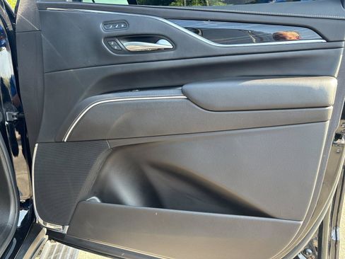Used 2023 Cadillac Escalade V AWD/4WD image 40