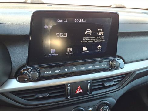 Used 2020 Kia Forte LXS image 12