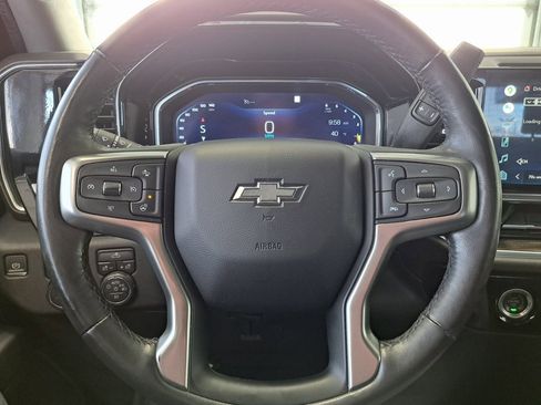 Used 2022 Chevrolet Silverado 1500 RST image 10