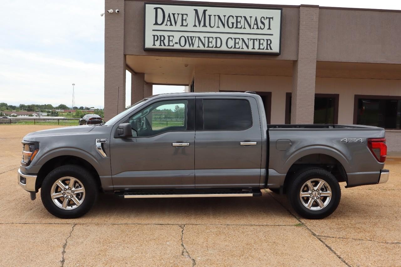 Used 2025 Ford F150 XLT w/ Equipment Group 301A Standard AWD/4WD image 3