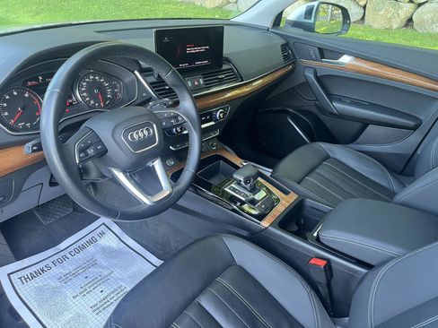 Used 2021 Audi Q5 2.0T Premium w/ Convenience Package AWD/4WD image 5