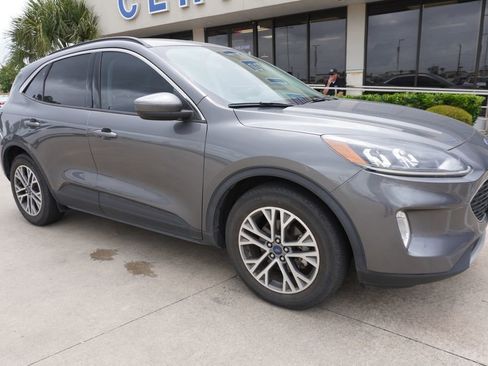 Certified 2022 Ford Escape SEL FWD image 1