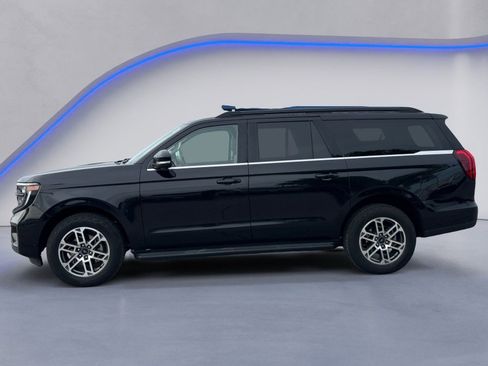 Used 2025 Ford Expedition Max Active AWD/4WD image 7