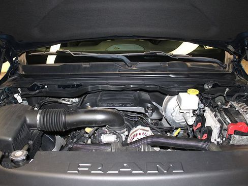 Certified 2019 RAM 1500 Big Horn AWD/4WD image 47