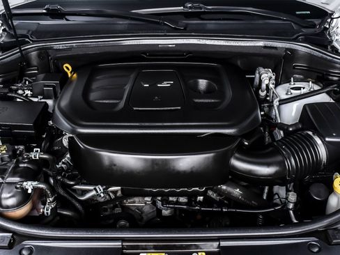 Used 2021 Jeep Grand Cherokee Limited X image 12