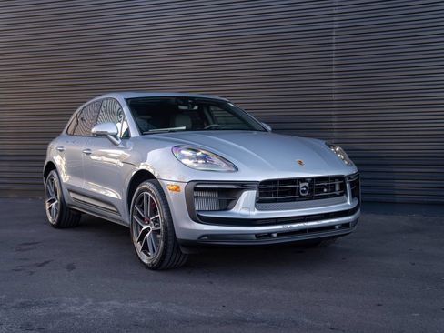 New 2026 Porsche Macan S image 10