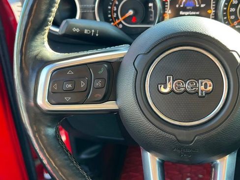 Used 2019 Jeep Wrangler Unlimited Sahara w/ Uconnect 4C Nav & Sound Group image 27