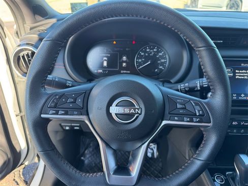 Used 2024 Nissan Kicks SR w/ SR Premium Package image 22