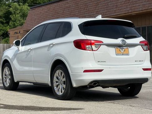 Used 2017 Buick Envision Essence FWD image 3