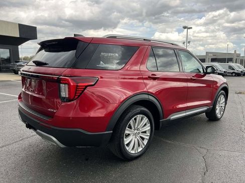 Used 2025 Ford Explorer Platinum w/ LUX Leather Package image 8