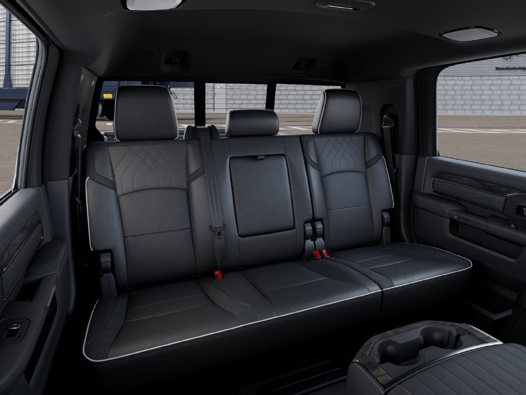 New 2026 RAM 2500 Limited AWD/4WD image 16