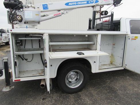 Used 2022 RAM 3500 Tradesman w/ Chrome Appearance Group AWD/4WD image 22