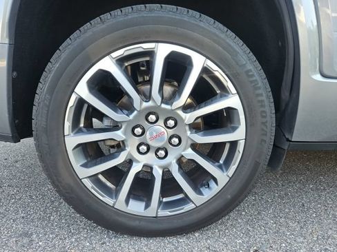 Used 2021 GMC Acadia Denali w/ LPO, Floor Liner Package AWD/4WD image 9