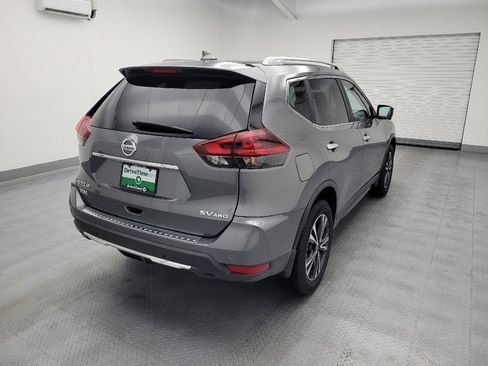 Used 2019 Nissan Rogue SV w/ Premium Package AWD/4WD image 9