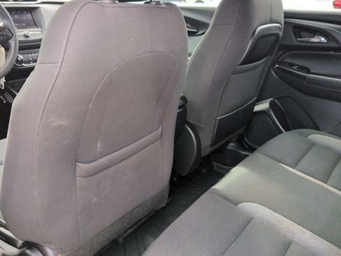 Used 2021 Chevrolet TrailBlazer LS FWD image 18