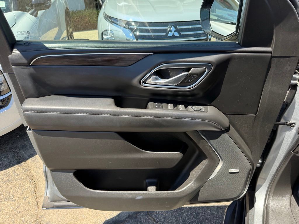 Used 2023 Chevrolet Tahoe LT AWD/4WD image 35