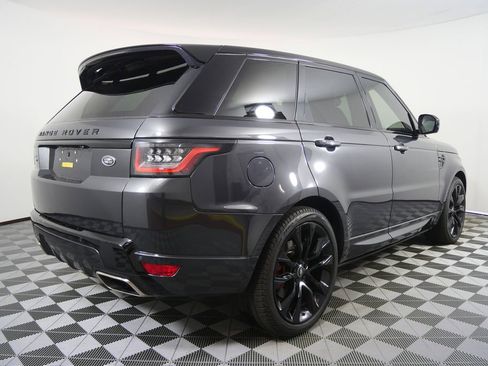 Used 2021 Land Rover Range Rover Sport HST image 3