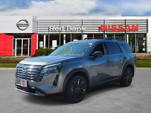 New 2026 Nissan Pathfinder SL w/ SL Premium Package AWD/4WD image 5