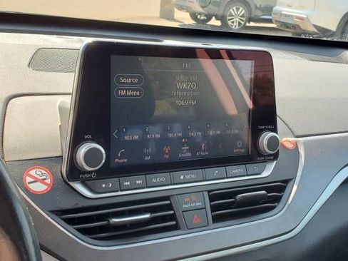 Used 2023 Nissan Altima 2.5 SR image 21