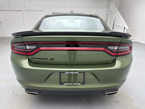 Used 2023 Dodge Charger SXT w/ Blacktop Package image 11