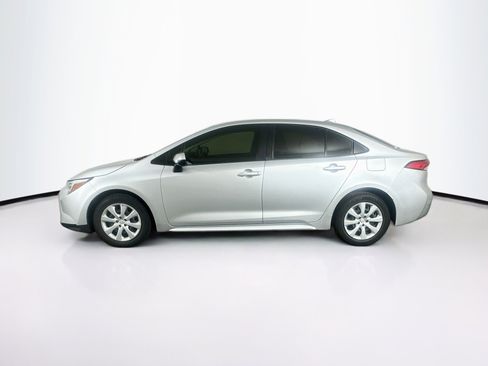 Used 2023 Toyota Corolla LE FWD image 4