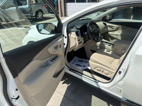 Used 2019 Nissan Murano SL FWD image 10