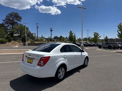 Used 2016 Chevrolet Sonic LT w/ Driver Confidence Package FWD image 3