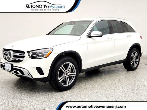 Used 2022 Mercedes-Benz GLC 300 4MATIC w/ Multimedia Package Lite image 1