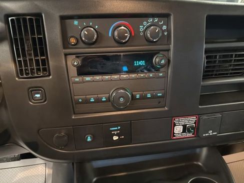 New 2026 GMC Savana 2500 Extended RWD image 15