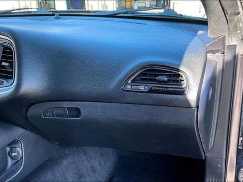 Used 2015 Dodge Challenger SXT w/ Driver Convenience Group image 24