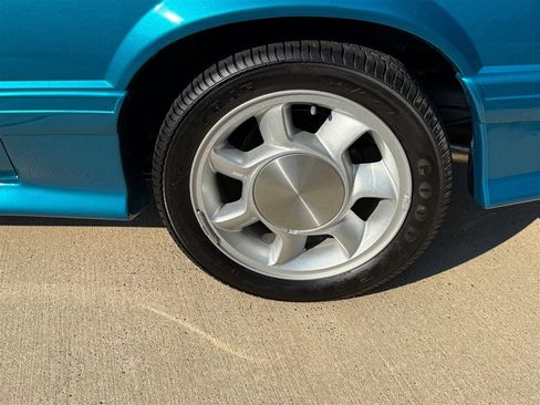 Used 1993 Ford Mustang Cobra image 19